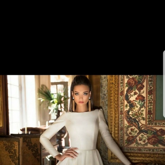 Long Sleeve Megan Markle Inspired Bridal Gown - Picture 2 of 5